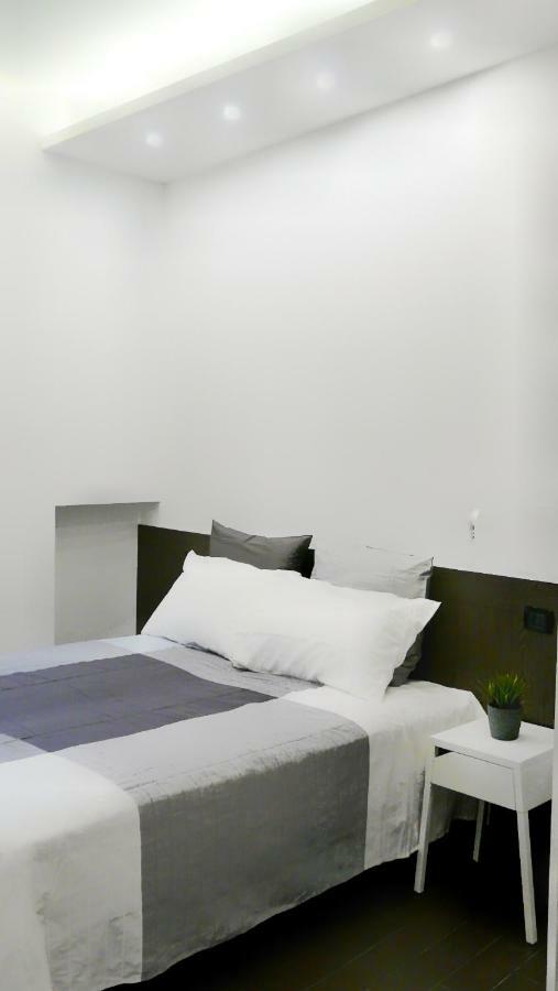 Guest house Centro Storico - Fermata Montesanto 2*